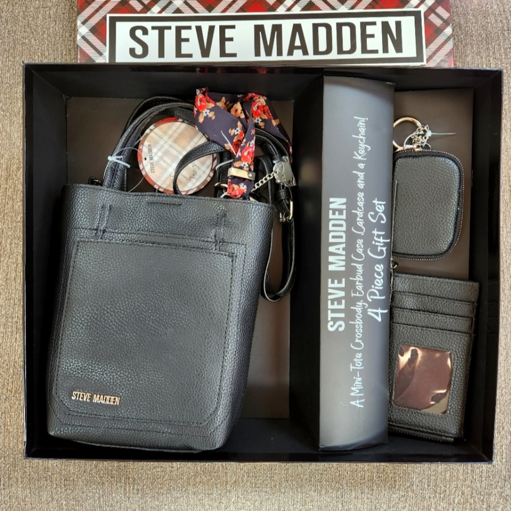 Steve Madden 4 Piece Gift Set with Mini tote, earbud case, cardcase, key…